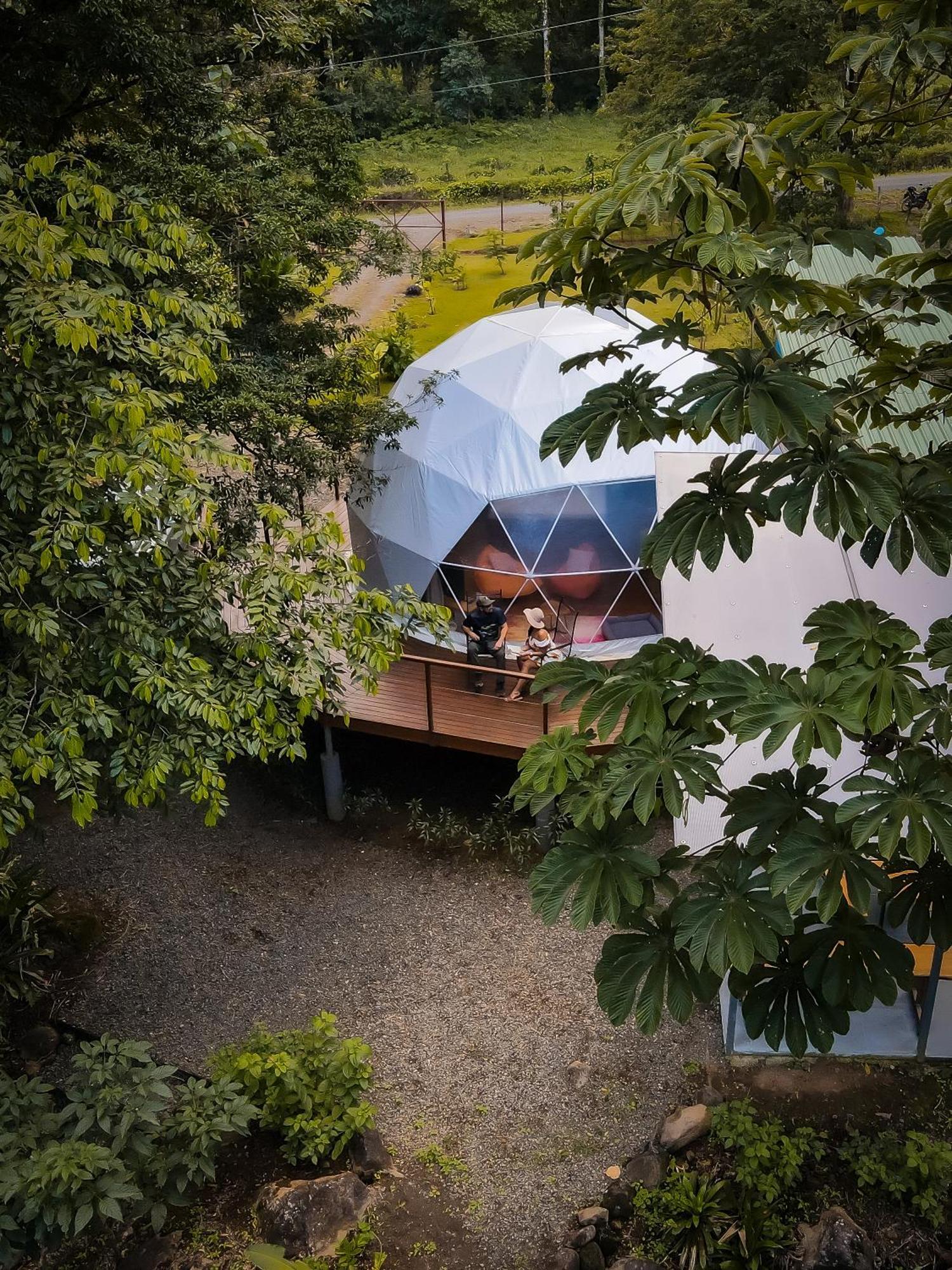 Bitzu Dome-Bijagua Riverside Glamping Екстериор снимка