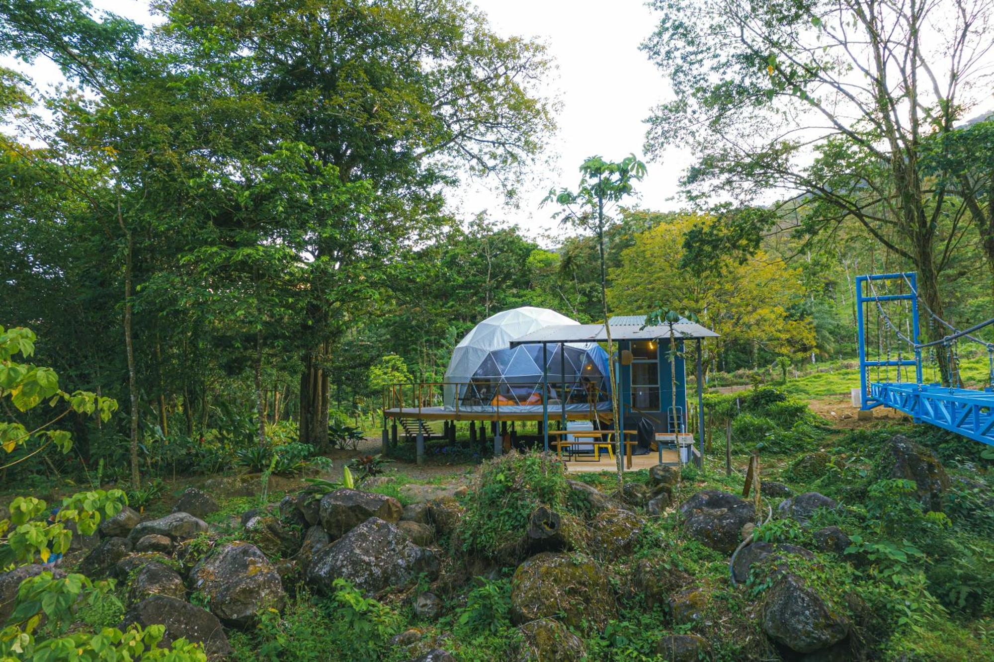 Bitzu Dome-Bijagua Riverside Glamping Екстериор снимка