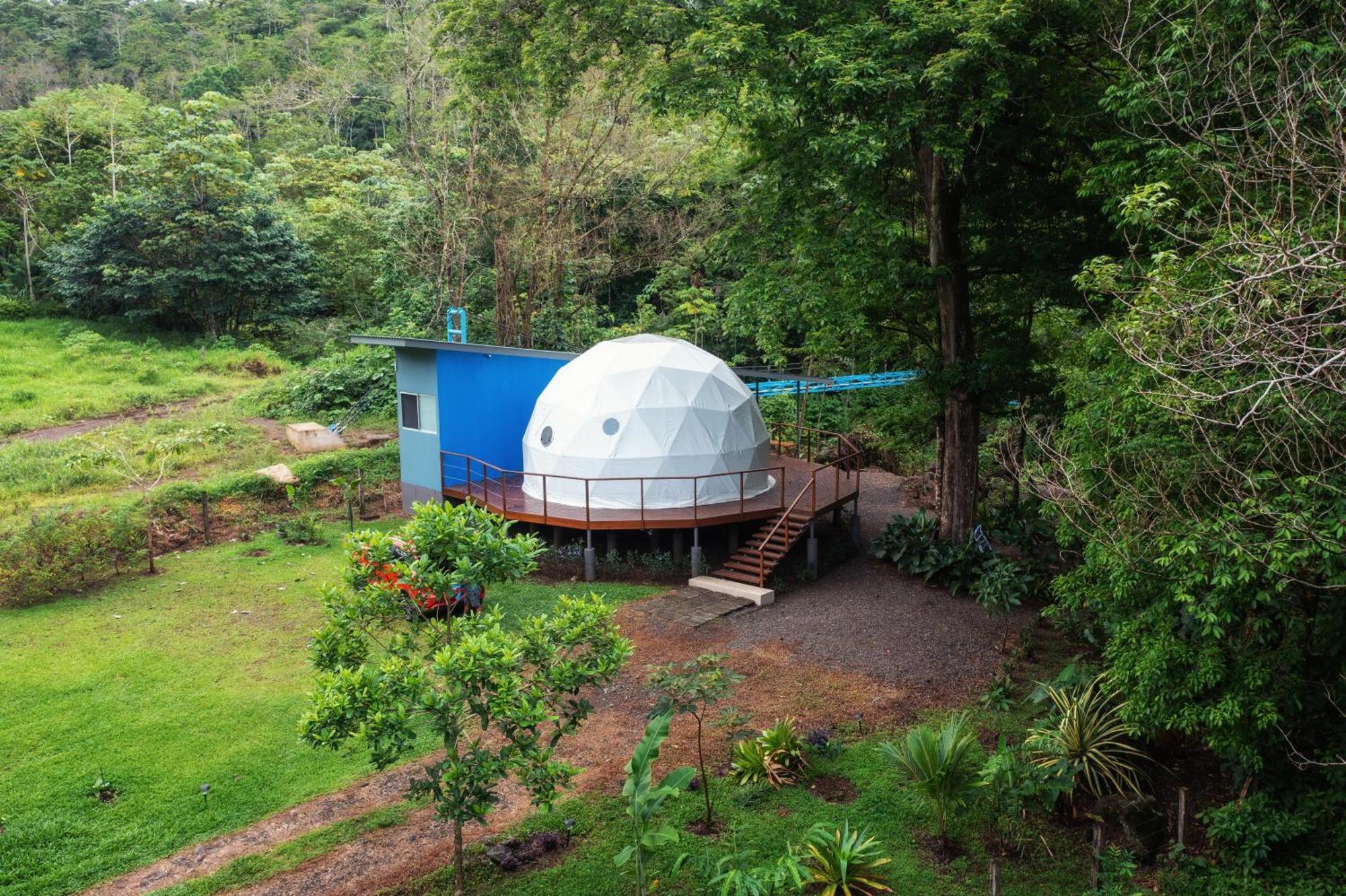 Bitzu Dome-Bijagua Riverside Glamping Екстериор снимка