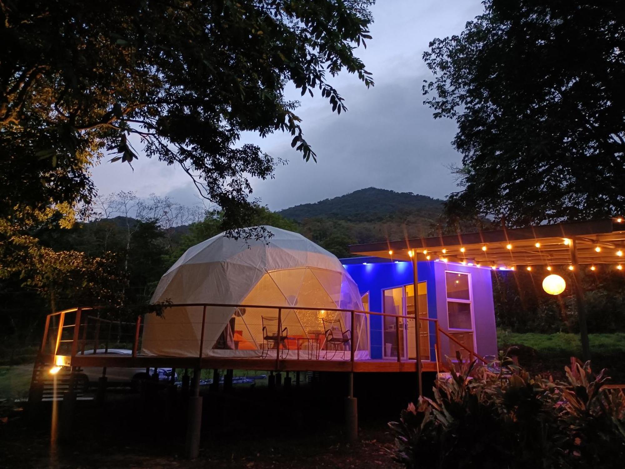 Bitzu Dome-Bijagua Riverside Glamping Екстериор снимка