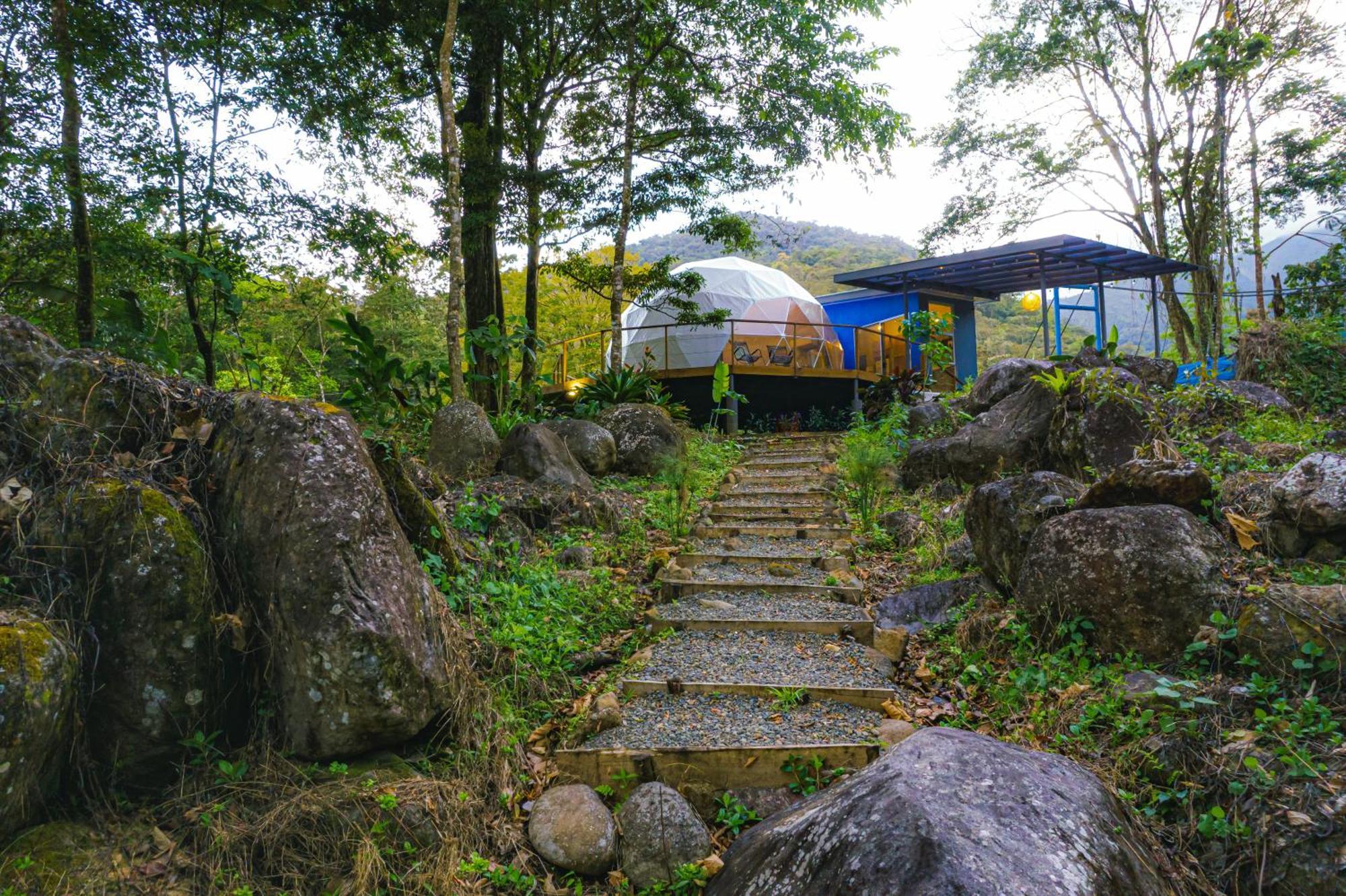 Bitzu Dome-Bijagua Riverside Glamping Екстериор снимка